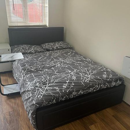 Modern Studio In Rayners Lane Pinner Harrow Near Wembley Greater London Exterior foto